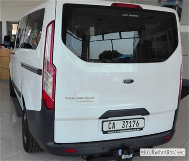 Ford Tourneo Manual 2014 - image 4