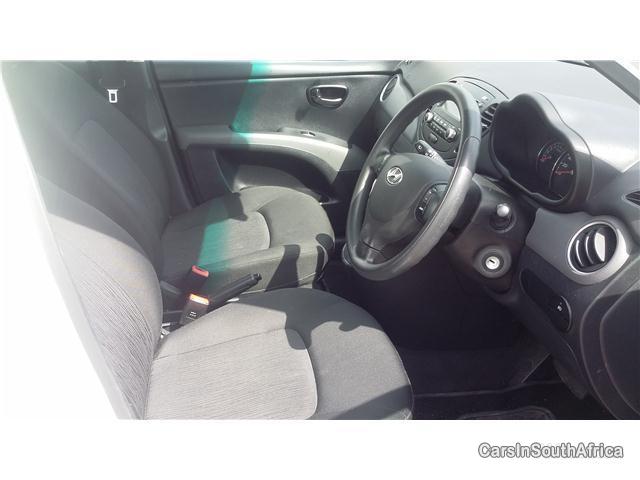 Hyundai i10 Automatic 2012 - image 5