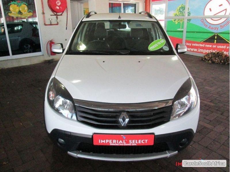 Picture of Renault Sandero Manual 2012 in Western Cape