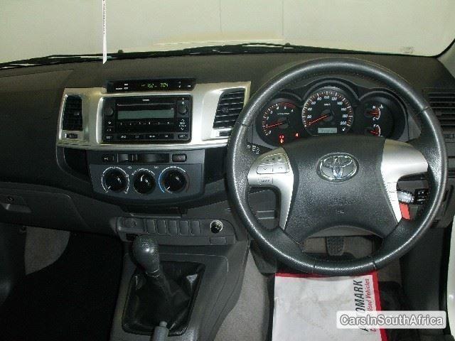 Picture of Toyota Hilux Manual 2013 in Free State