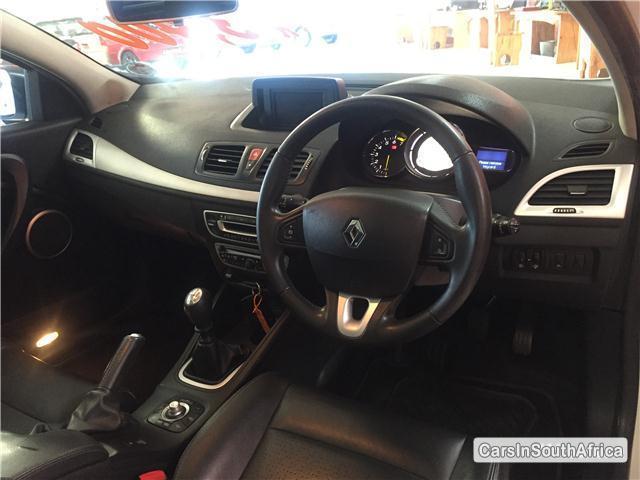 Renault Megane Manual 2010 - image 5