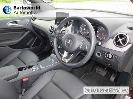Mercedes Benz Automatic 2015 - image 5