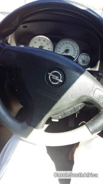Opel Astra Manual 2003 - image 5