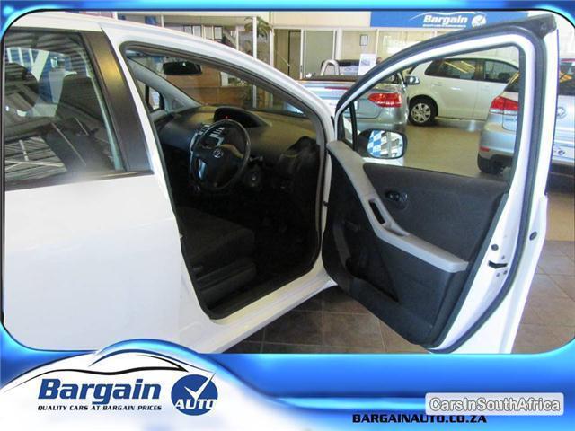 Picture of Toyota Yaris Manual 2007 in Western Cape