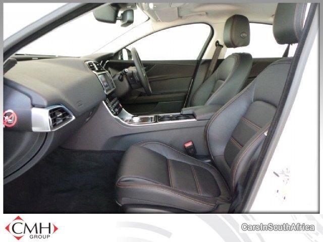 Jaguar Automatic 2015 - image 5