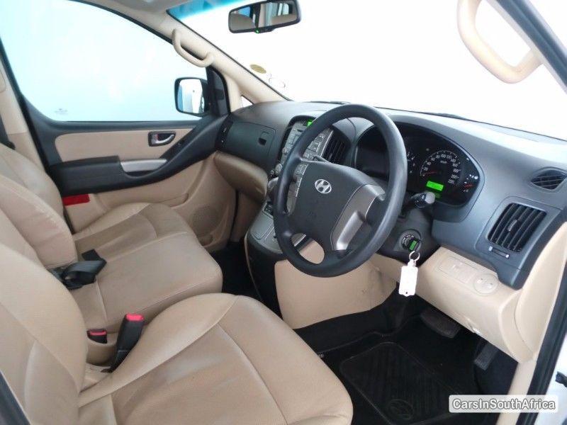 Hyundai H-1 2011 - image 5