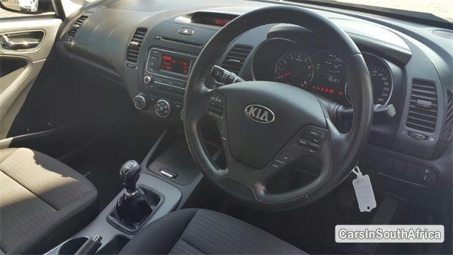 Kia Cerato Manual 2014 - image 5