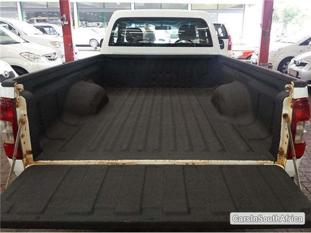 Isuzu KB250 Manual 2009 - image 5