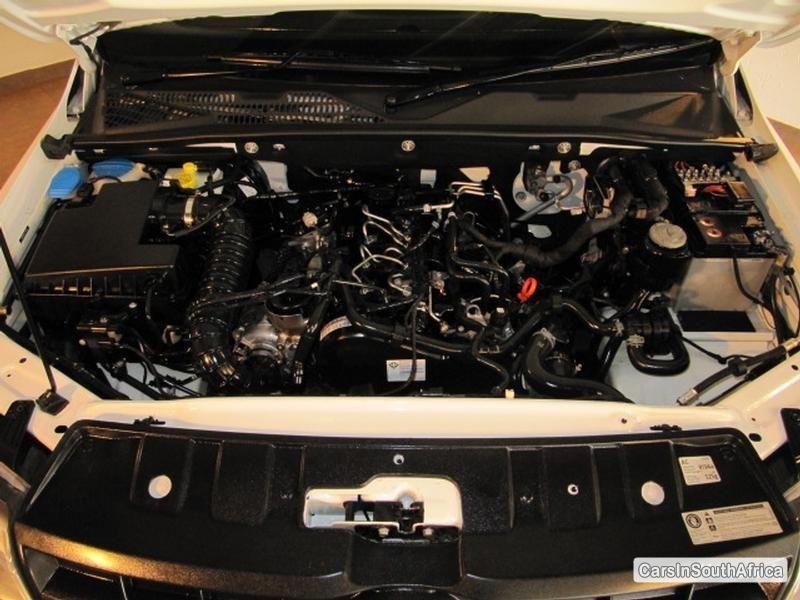 Volkswagen Amarok Manual 2012 - image 5