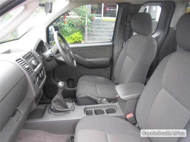 Nissan Navara Manual 2014 - image 5