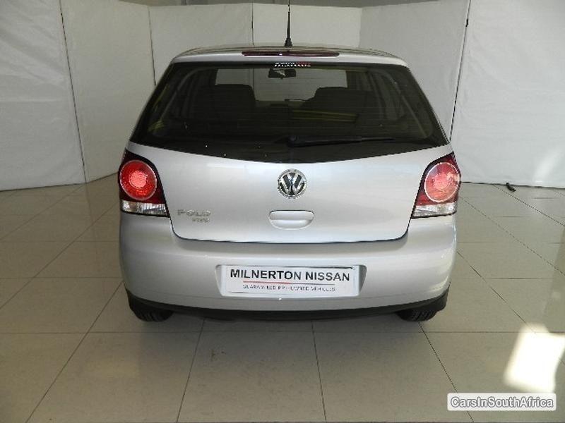 Volkswagen Polo Manual 2015 - image 5