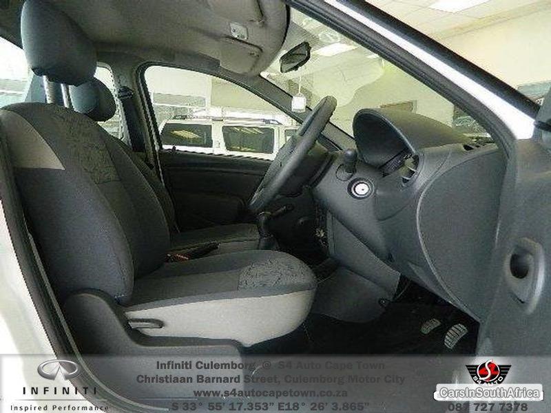 Nissan NP200 Manual 2016 - image 5