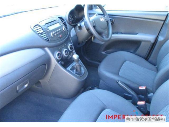 Hyundai i10 Manual 2016 - image 5