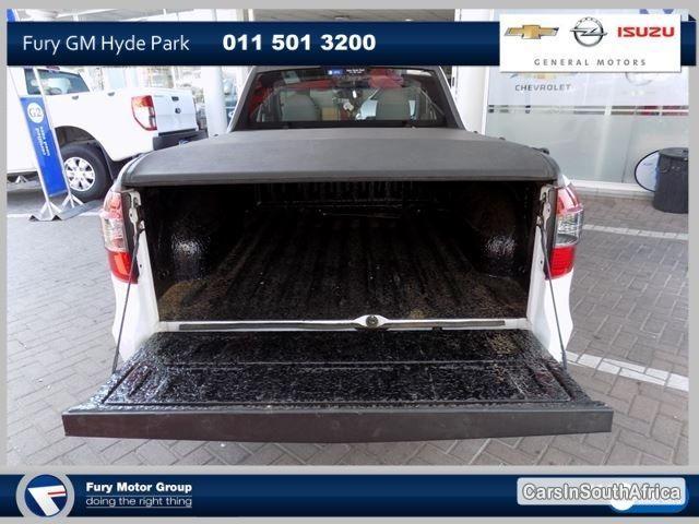 Chevrolet Utility Manual 2014 - image 6