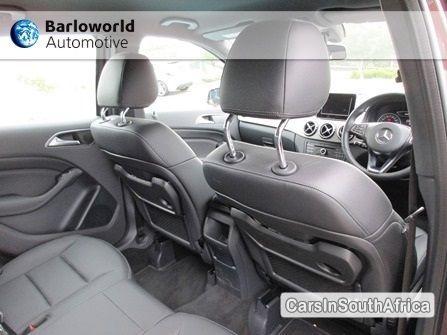 Mercedes Benz Automatic 2015 - image 6