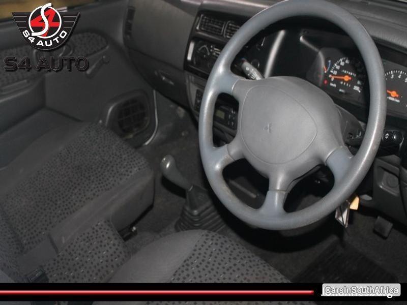 Mitsubishi Colt Manual 2006 - image 6