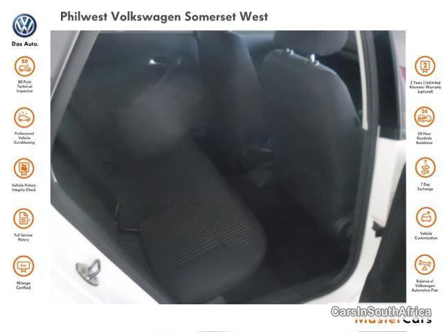 Volkswagen Polo Manual 2012 - image 6