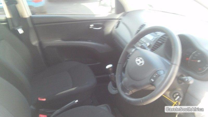 Hyundai i10 Manual 2014 - image 6