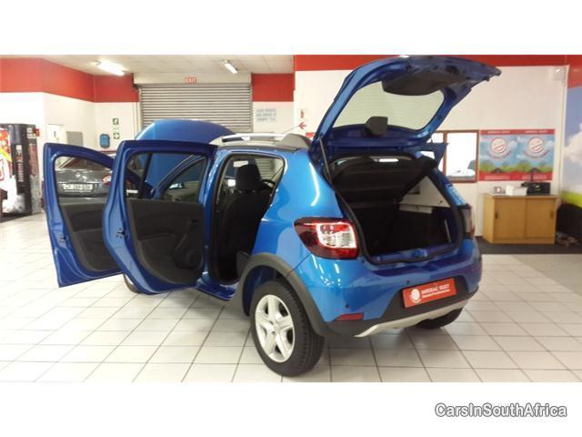 Renault Sandero Manual 2015 - image 6