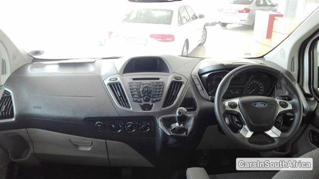 Ford Tourneo Manual 2014 - image 6