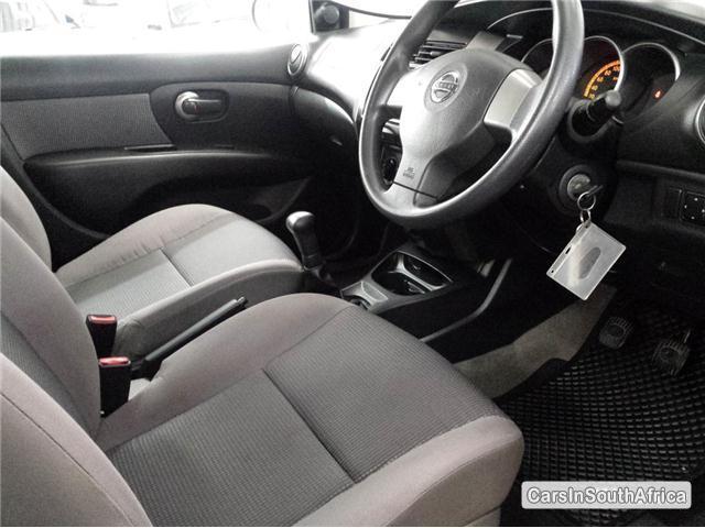 Nissan Livina Manual 2011 - image 6