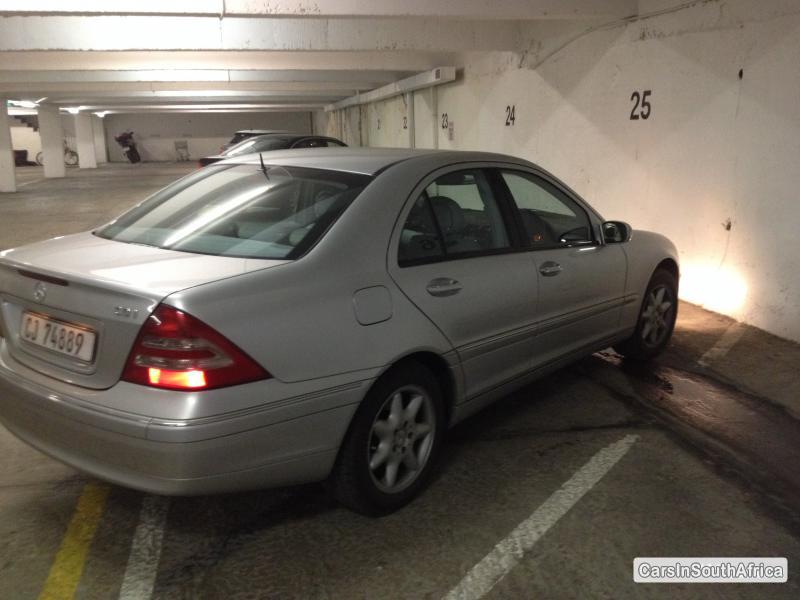Mercedes Benz 200 Series Automatic 2004