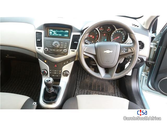 Chevrolet Cruze 1.6 LS Manual 2012 - image 10