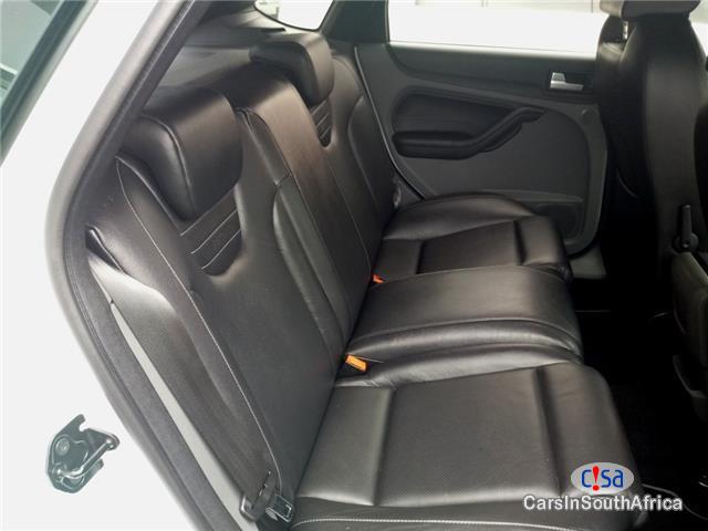 Ford Focus ST 2.5 Manual 2011 - image 10