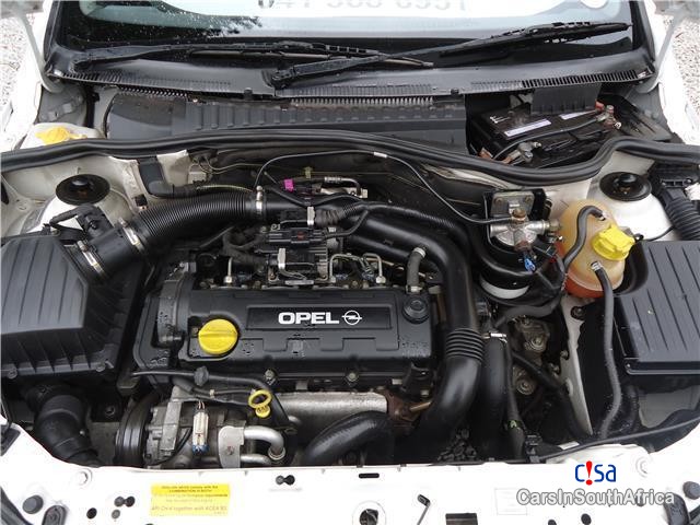 Opel Corsa 1.7 CDTI Elegance Manual 2005 - image 10
