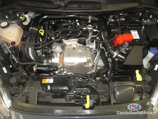 Ford Fiesta Automatic 2015 - image 10