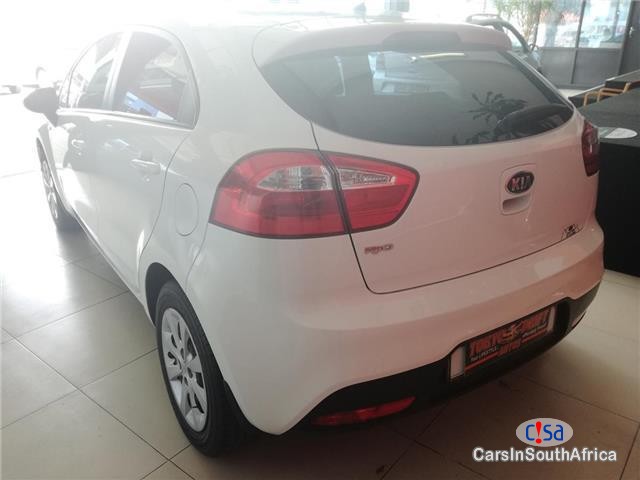 Kia Rio Manual 2013 - image 10