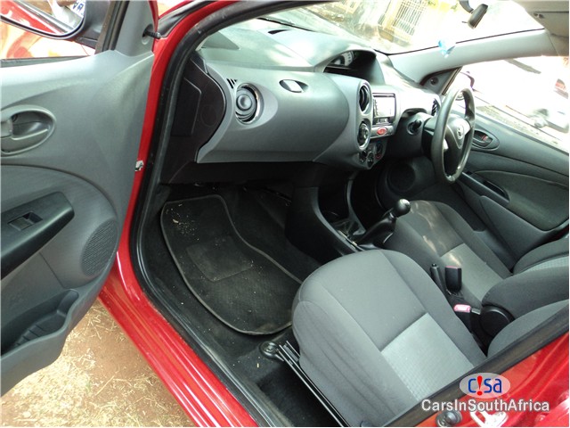 Toyota Etios 1.5 Xs Manual 2013 - image 10