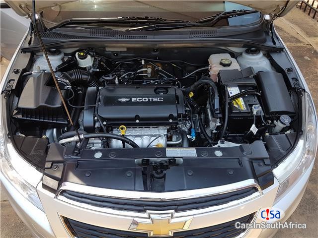 Chevrolet Cruze Hatch 1.6 LS Manual 2013 - image 10