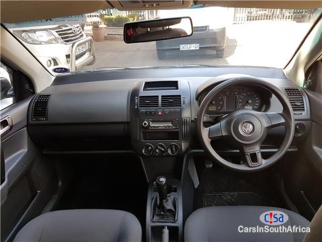 Volkswagen Polo Vivo Hatch 1.4 Trendline Manual 2013 - image 10
