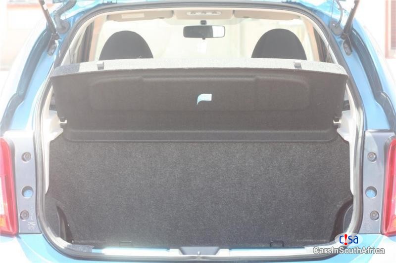 Nissan Micra Active 1.2 Visia Manual 2019 - image 10