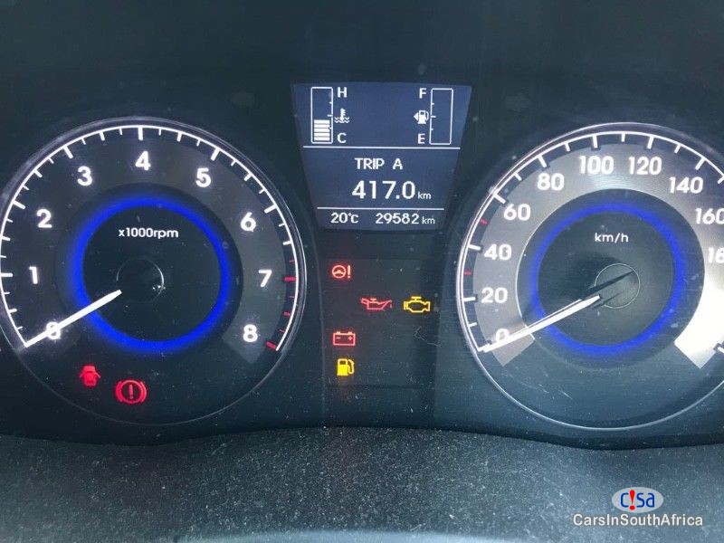 Hyundai Accent Manual 2015 - image 11