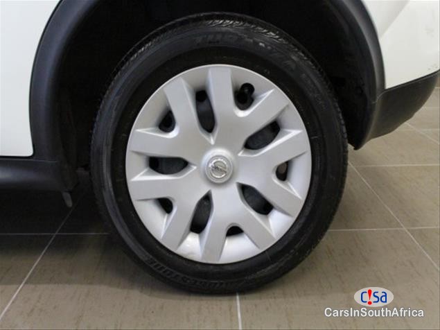 Nissan Juke Manual 2013 - image 12