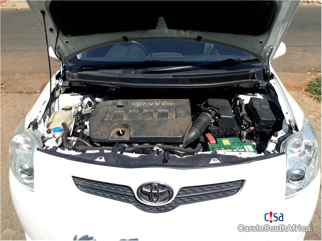 Toyota Auris 1.8 RX Manual 2009 - image 12