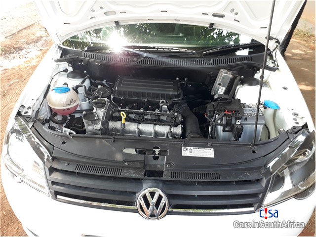 Volkswagen Polo Vivo Hatch 1.4 Street Manual 2016 - image 12