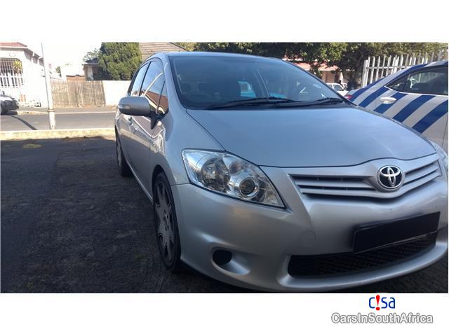 Pictures of Toyota Auris Manual 2012