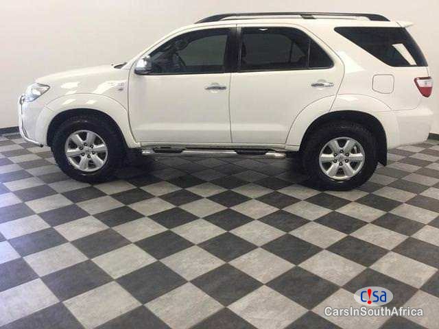 Picture of Toyota Fortuner V6 4.0 Automatic 2010