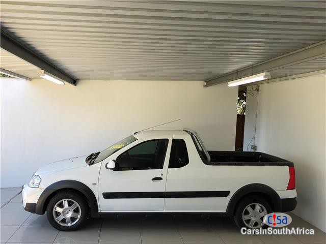 Pictures of Nissan NP200 1.6 S 16V Manual 2013