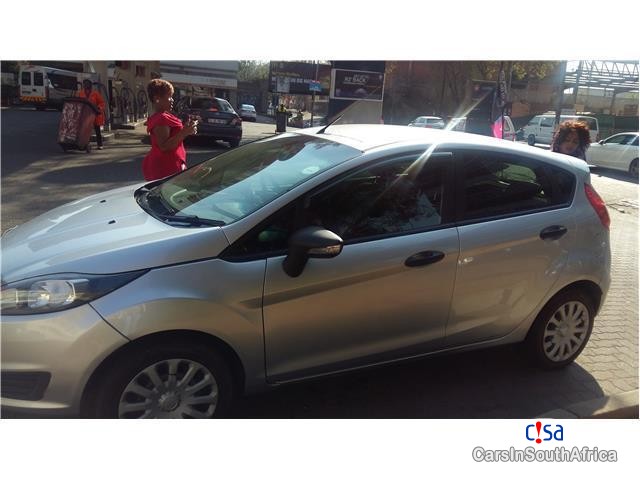 Pictures of Ford Fiesta 1.4 Ambiente Manual 2016