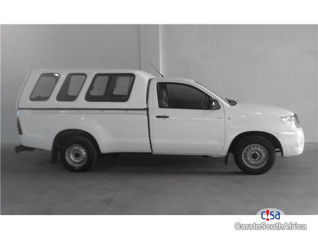 Toyota Hilux 2.0 VVT-i S/C LWB Manual 2011