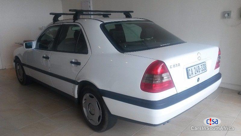 Mercedes Benz C-Class Manual 1996 - image 2