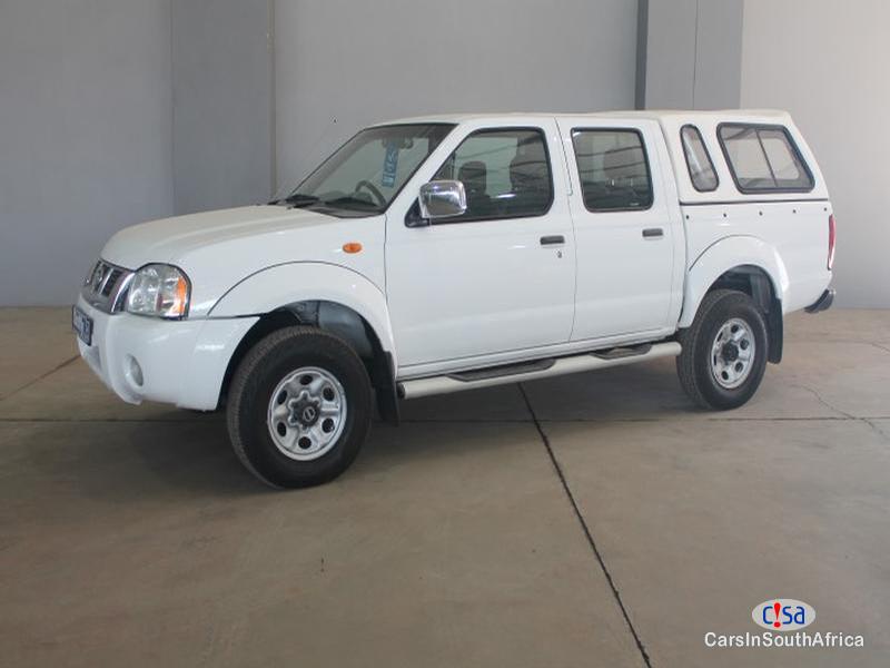 Nissan NP300 Hardbody 2.4 Hi-Rider Manual 2014