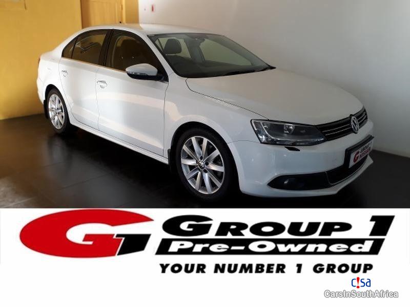 Volkswagen Jetta VI 1.4 Tsi Highline Manual 2012 - image 2