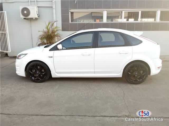 Ford Focus ST 2.5 Manual 2011 - image 2