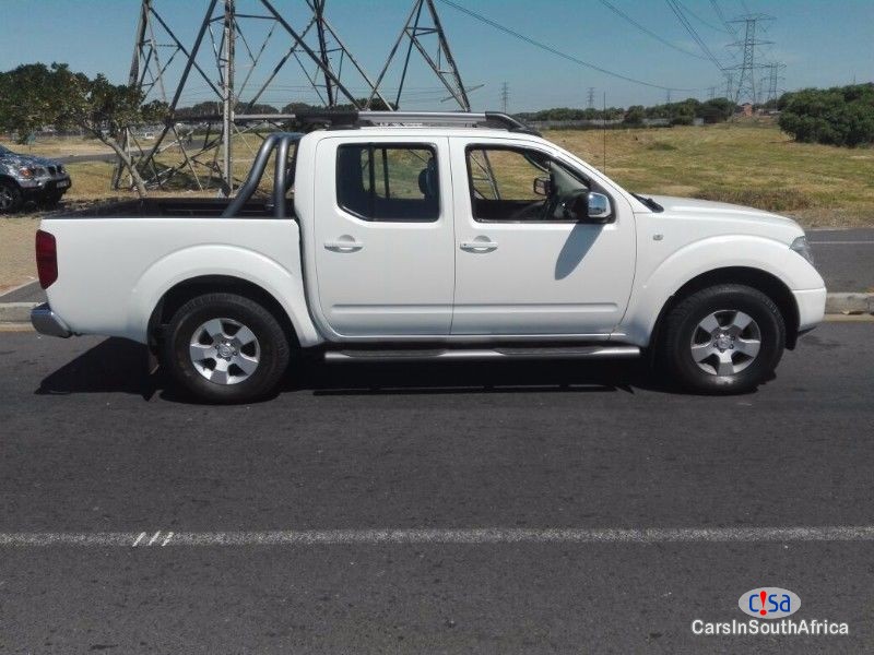 Nissan Navara Manual 2016 - image 2