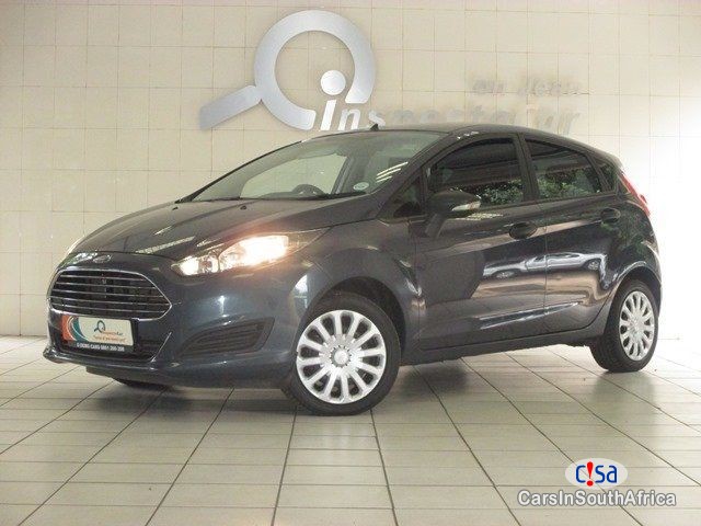 Ford Fiesta Automatic 2015 - image 2